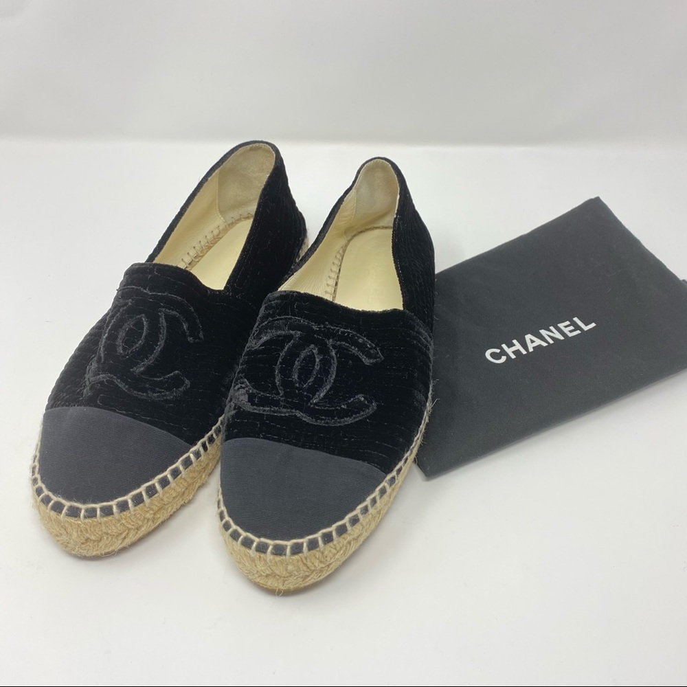 CHANEL Black Velvet Espadrille Flats with Raffia Sole